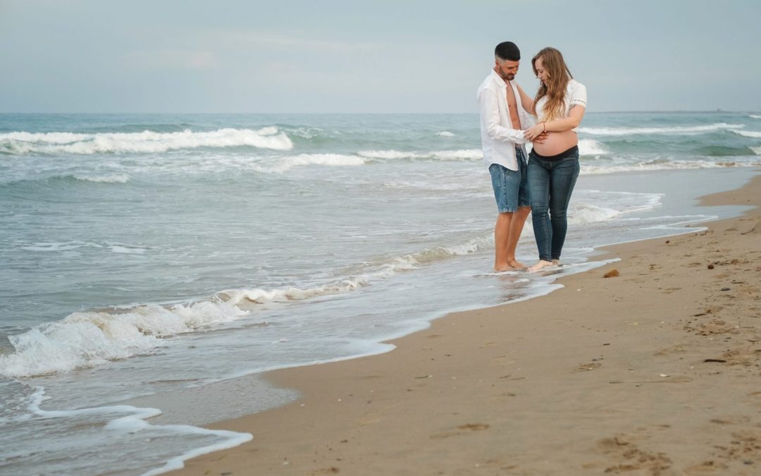 Sesión de embarazo en la playa 11 Fotografo de bodas en Alicante